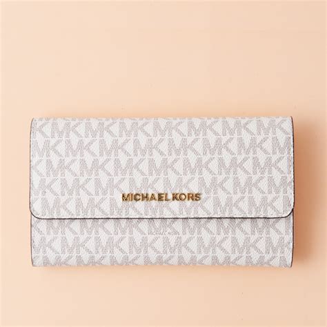 michael kors lg trifold wallet vanilla|Amazon.com: Michael Kors Jet Set Travel Large .